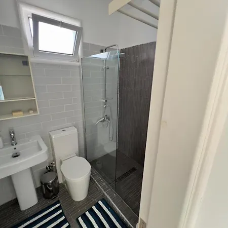 Large Garden&outdoor Space Hébergement de vacances Lageia