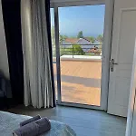 Holiday home 4 Bed Alsancak Girne Lageia