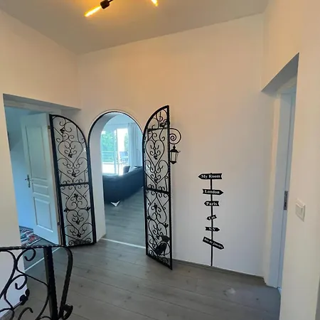 Дом отдыха Large Garden&outdoor Space *