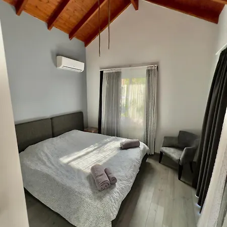 Large Garden&outdoor Space Casa vacanze *