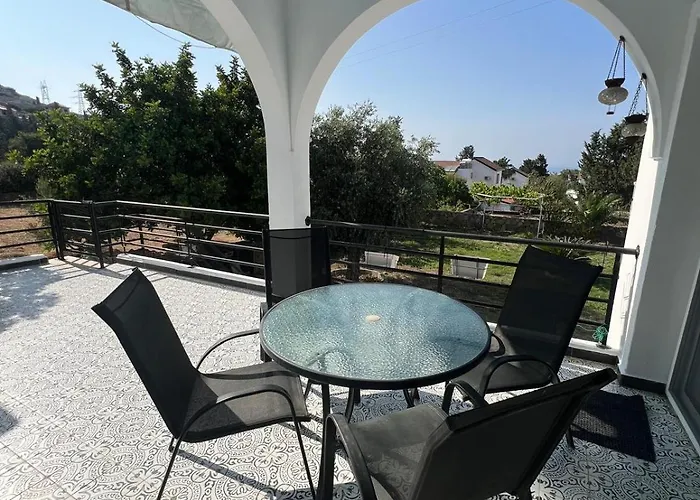 Large Garden&outdoor Space Lageia